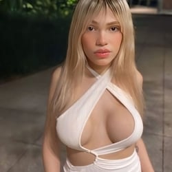 Foto de Jully Peituda ao vivo na webcam