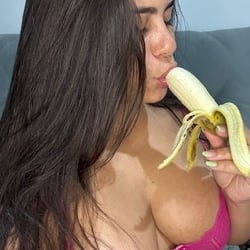 Foto de Nyla Bloo ao vivo na webcam