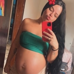 Foto de Ka Brenda ao vivo na webcam