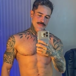 Foto de Kai Meloni ao vivo na webcam