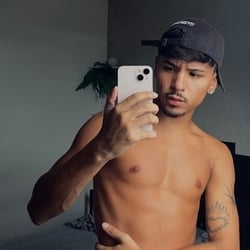 Foto de Kaike Belarmino ao vivo na webcam