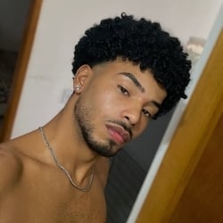 Foto de Kaio Vitti ao vivo na webcam