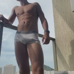 Foto de Kaique Ferraz ao vivo na webcam