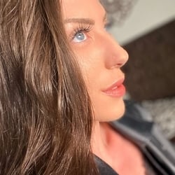 Foto de Kariina Hot Wife - videos sexo ao vivo Sexo ao Vivo