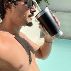 Foto de Karl Marx 1988 ao vivo na webcam