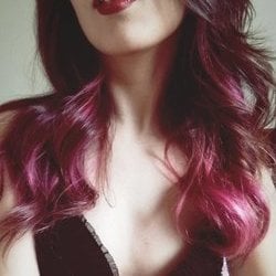 Foto de Kath Vega ao vivo na webcam