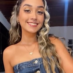 Foto de Katiuce ao vivo na webcam