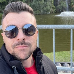 Foto de Key Master ao vivo na webcam