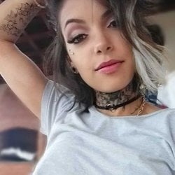 Foto de Kim ao vivo na webcam