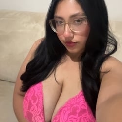 Foto de Kimi ao vivo na webcam