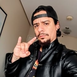 Foto de King Of Spades ao vivo na webcam