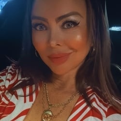 Foto de Kiralee ao vivo na webcam