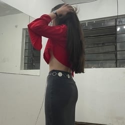 Foto de Dom Jenifer ao vivo na webcam