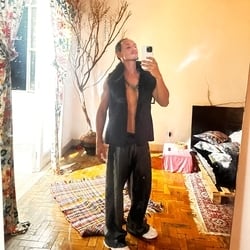 Foto de Klein - videos sexo ao vivo Sexo ao Vivo