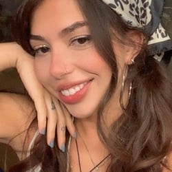 Foto de KM Chanel ao vivo na webcam