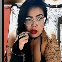 Foto de Kyara Foxx ao vivo na webcam