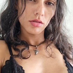 Foto de Kymera ao vivo na webcam