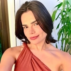 Foto de Laís Albuquerque ao vivo na webcam