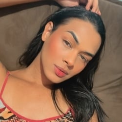 Foto de Laís Yumi - videos sexo ao vivo Sexo ao Vivo