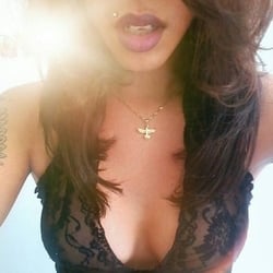 Foto de Laísa Grellin ao vivo na webcam