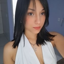 Foto de Jully Ferraz ao vivo na webcam