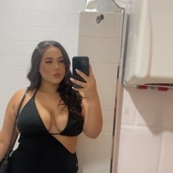 Foto de Lari Mendes - videos sexo ao vivo Sexo ao Vivo