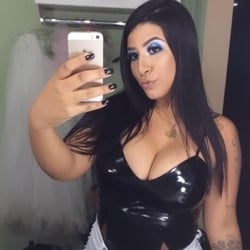 Foto de Lari Privado ao vivo na webcam