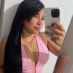 Foto de Larissa 350ll ao vivo na webcam