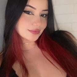 Foto de Larissa Babe LS ao vivo na webcam