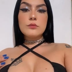 Foto de Larissa Merfort ao vivo na webcam