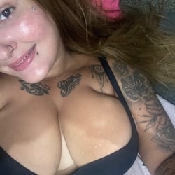 Foto de Larissinha Lary ao vivo na webcam