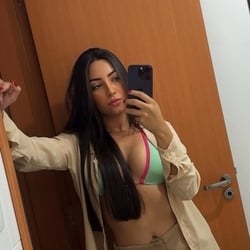 Foto de Lary 1999 ao vivo na webcam