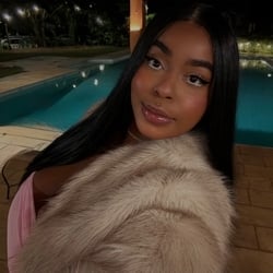 Foto de Latina Babe ao vivo na webcam