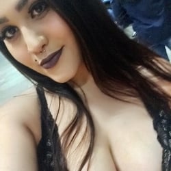 Foto de Laura B ao vivo na webcam