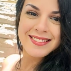 Foto de Laura Hathaway ao vivo na webcam