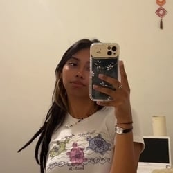 Foto de Laurinha Na Cam ao vivo na webcam