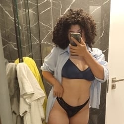 Foto de Lavínia 123 ao vivo na webcam