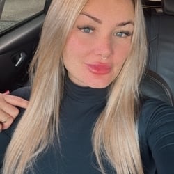 Foto de Layla 29 ao vivo na webcam