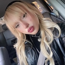 Foto de Lee Pretty - videos sexo ao vivo Sexo ao Vivo