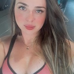 Foto de Leh Giovanella ao vivo na webcam