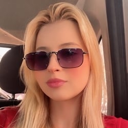 Foto de Lenna 20 - videos sexo ao vivo Sexo ao Vivo