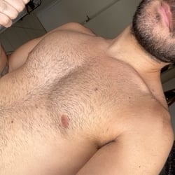 Foto de Leo Cae - videos sexo ao vivo Sexo ao Vivo