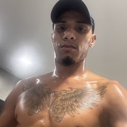 Foto de Léo Cavalo 23 - videos sexo ao vivo Sexo ao Vivo
