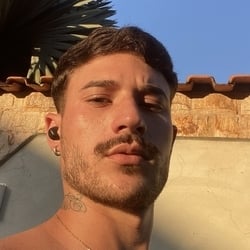 Foto de Leonardo Salazar - videos sexo ao vivo Sexo ao Vivo