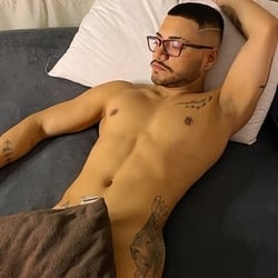 Foto de Leonnan - videos sexo ao vivo Sexo ao Vivo