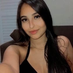 Foto de Leti Costa ao vivo na webcam