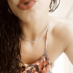 Foto de Letícia Ksadinha ao vivo na webcam