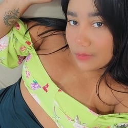 Foto de Liah Cristal ao vivo na webcam