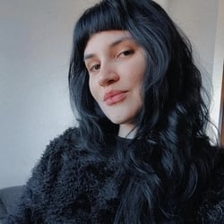 Foto de Liah ao vivo na webcam