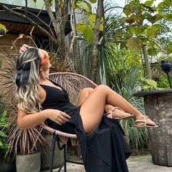 Foto de Liana Carolina ao vivo na webcam